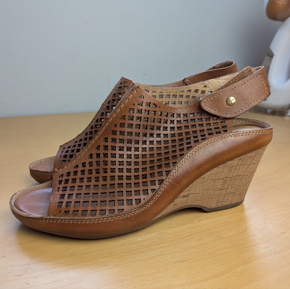 Pikolinos bare feet and Capri sandals Tan Leather Wedge Size 35 = 4.5, 5 US - Picture 7 of 14